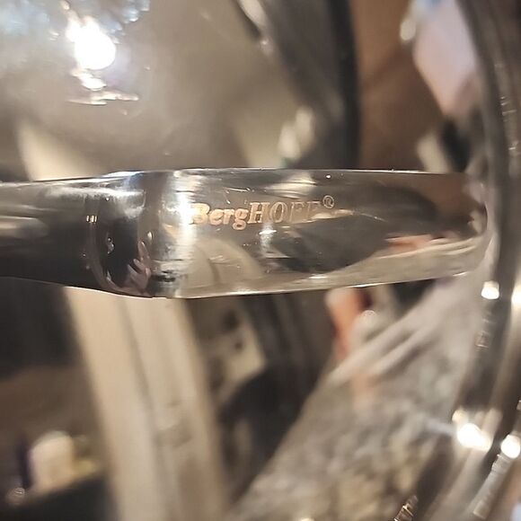 Berghoff Professional 18/10 Stainless Steel Tri-Ply 4QT Stock Pot w/Lid - Picture 12 of 14